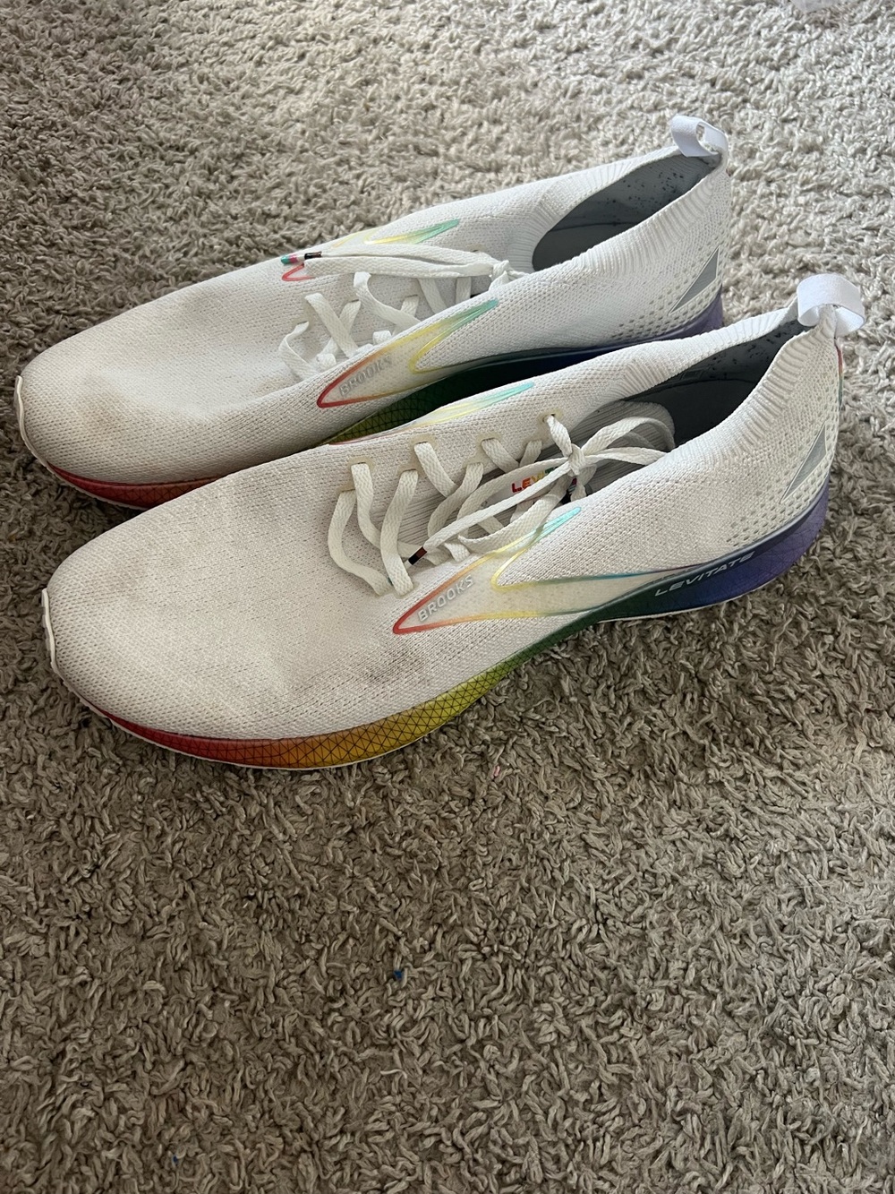 Brooks White Running Shoes with Rainbow Gradient Midsole